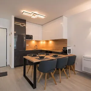 https://apartment-astra-zadar.hotelinzadar.com