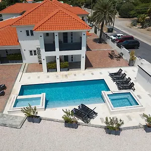 Apartment Kaikushi, Palm Beach